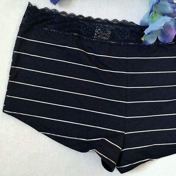 Vanity Fair and Auden NWT Panty Women 11/4XL - Picture 3 of 9